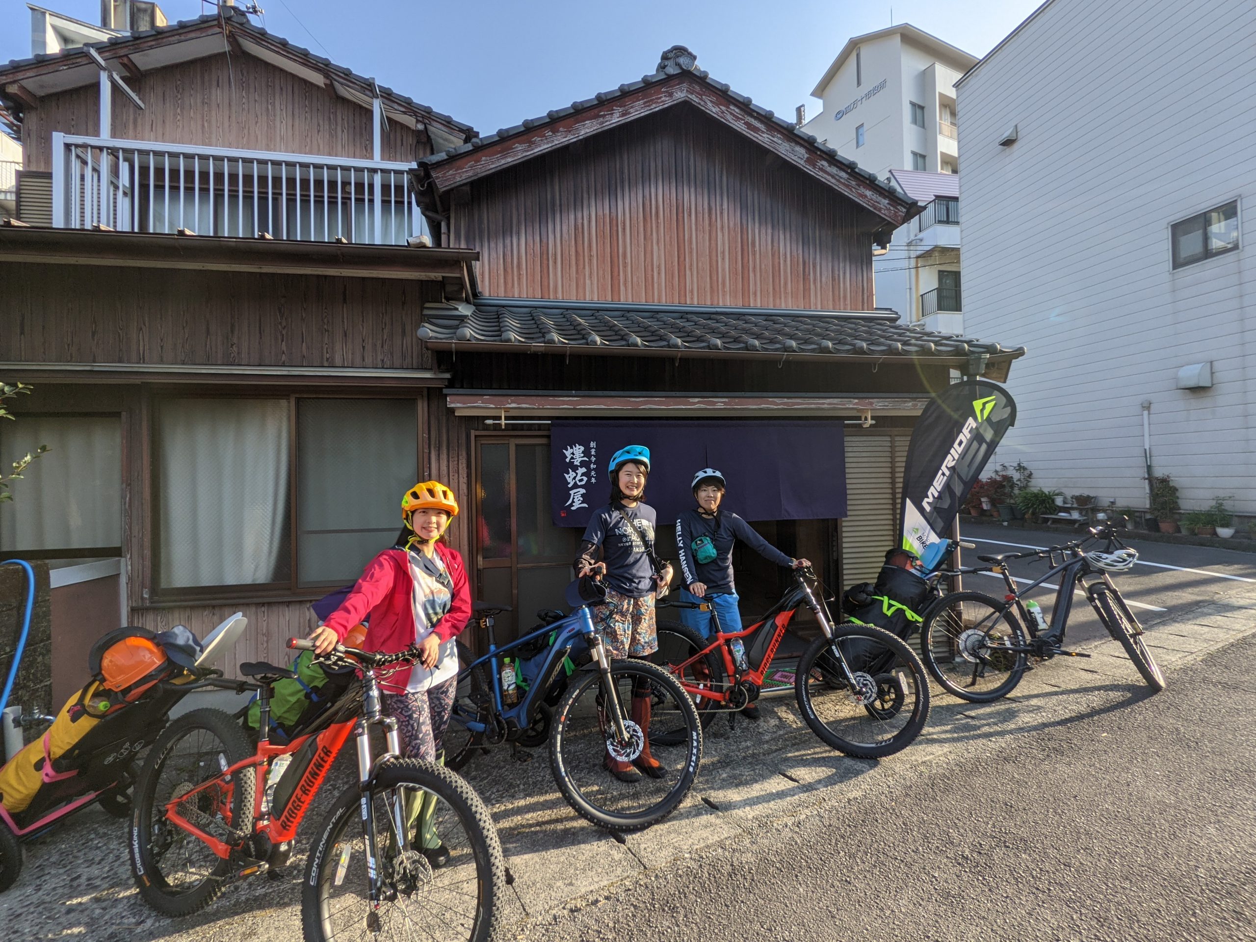OkeraAdventures -BikeRafting Adventure Guide- 螻蛄屋